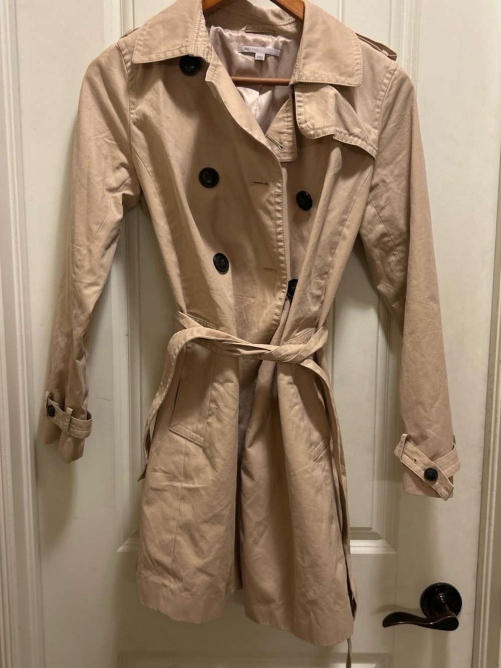 Classic Gap  Women's Double-Breasted Trench Coat - tan